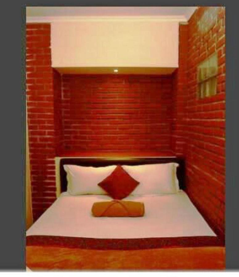 Bantal Guling Villa Лембанг Экстерьер фото