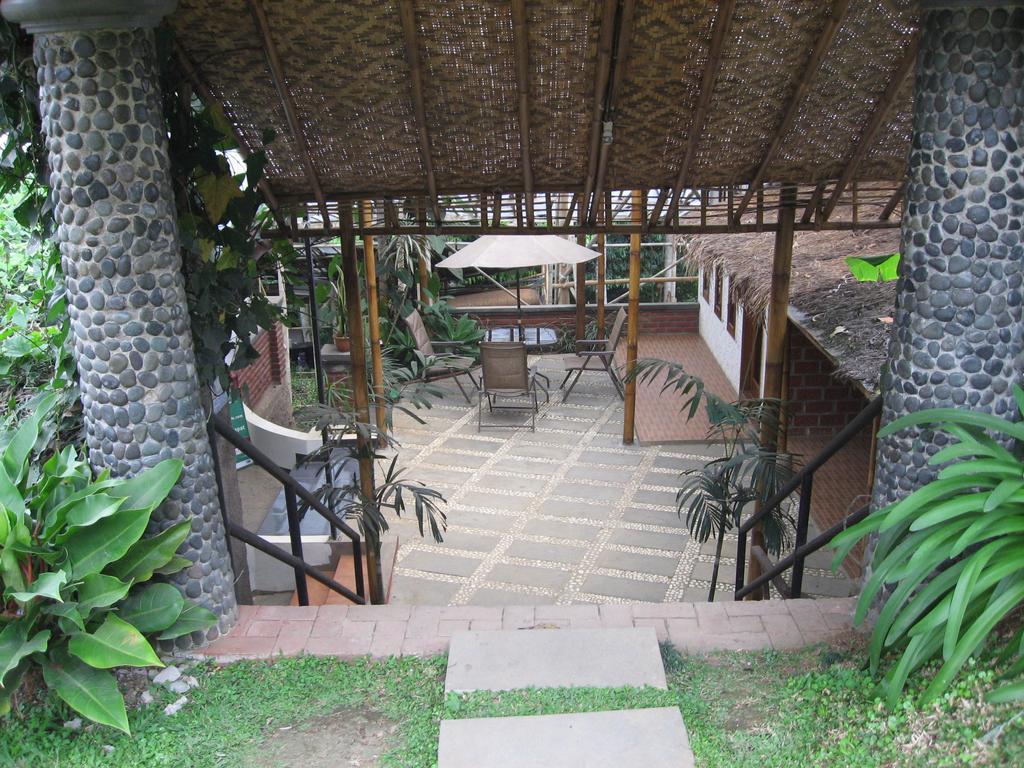 Bantal Guling Villa Лембанг Экстерьер фото